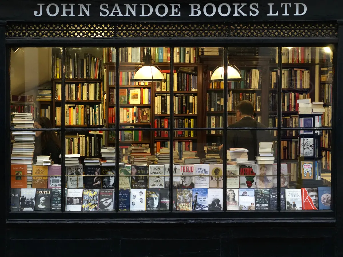 How to Work with Independent Bookshops in the UK: A Checklist for Authors